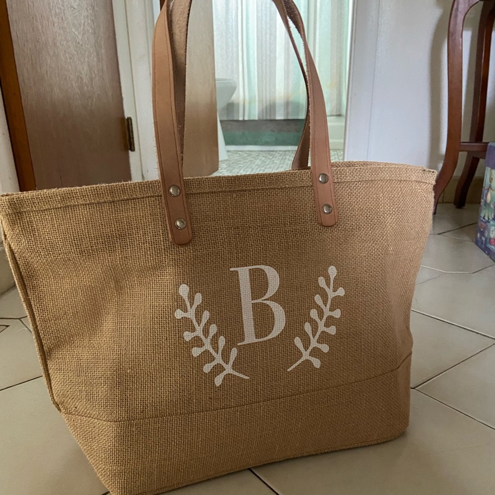 B tote